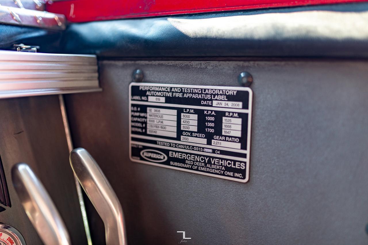 2006 Spartan Motors E1 Gladiator Pumper Firetruck Red Deer AB
