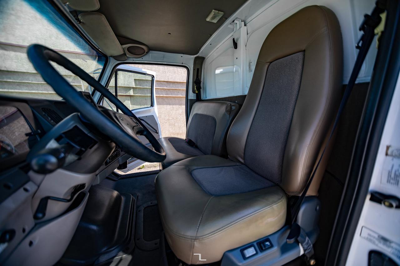 2006 Sterling Acterra Day Cab Cube Van Diesel Red Deer AB