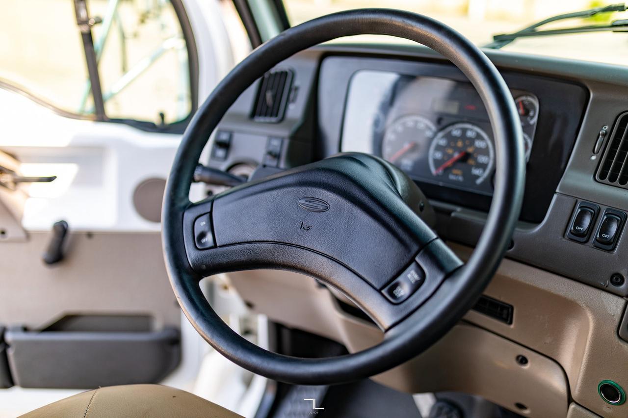 2006 Sterling Acterra Day Cab Cube Van Diesel Red Deer AB