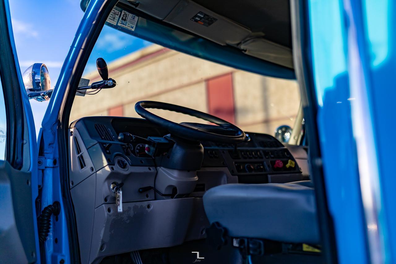 2006 Sterling LT 9500 Tractor Sleeper Heavy Spec Diesel Red Deer AB