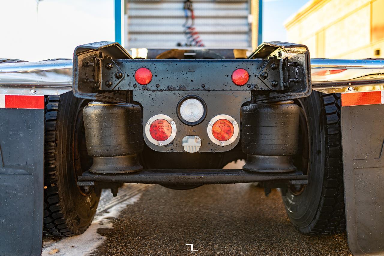 2006 Sterling LT 9500 Tractor Sleeper Heavy Spec Diesel Red Deer AB