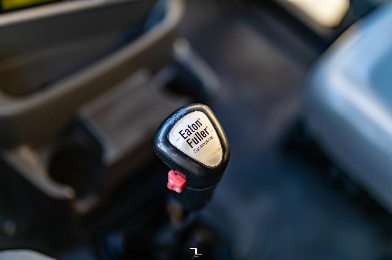 2006 Sterling LT 9500 Tractor Sleeper Heavy Spec Diesel Red Deer AB