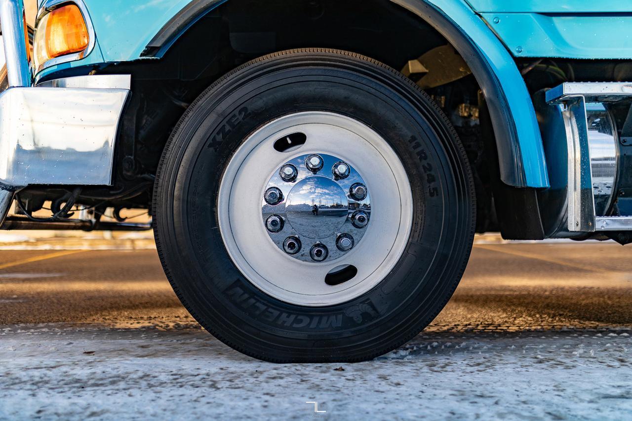 2006 Sterling LT 9500 Tractor Sleeper Heavy Spec Diesel Red Deer AB