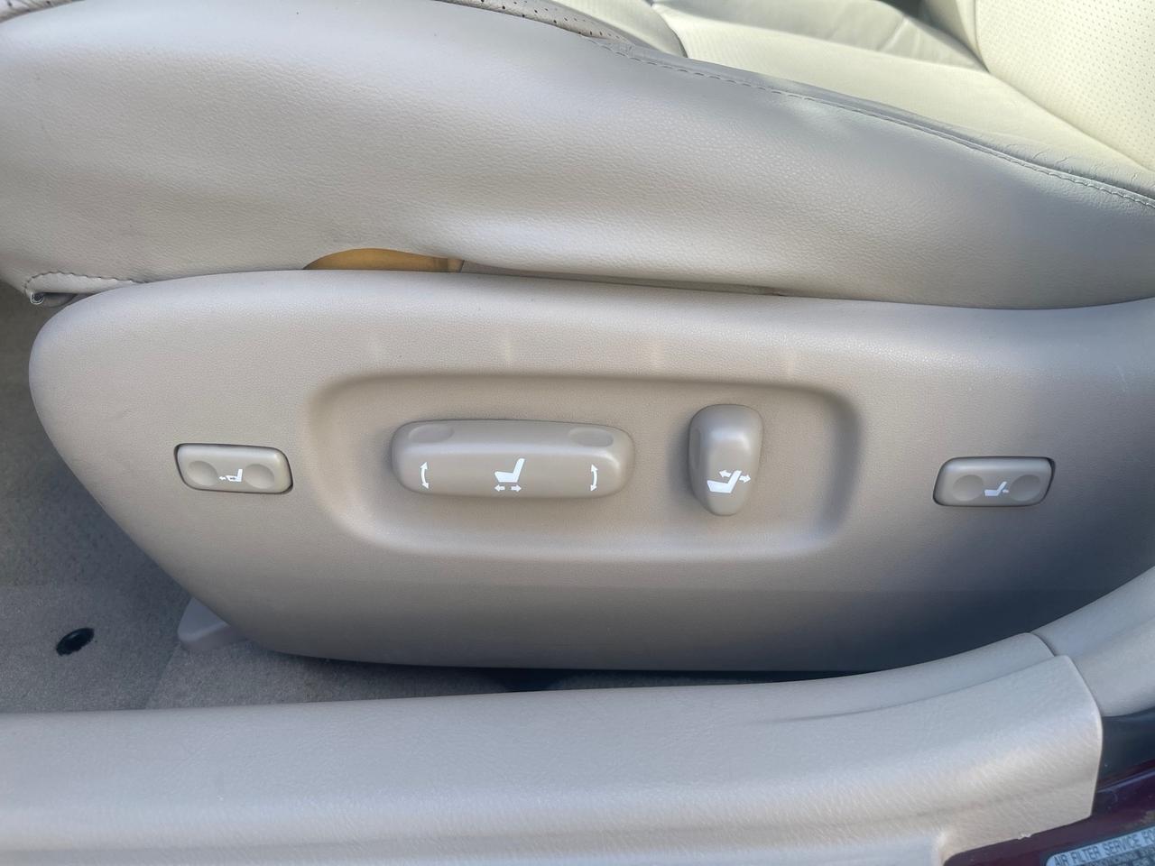 2006 Toyota Avalon Limited 1 OWNER FL LOW MILES 49391 Pompano Beach FL