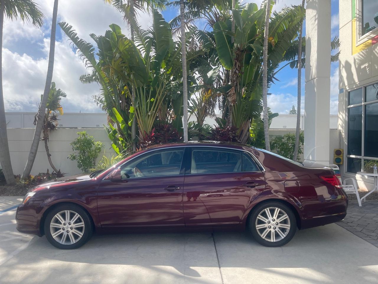 2006 Toyota Avalon Limited 1 OWNER FL LOW MILES 49391 Pompano Beach FL