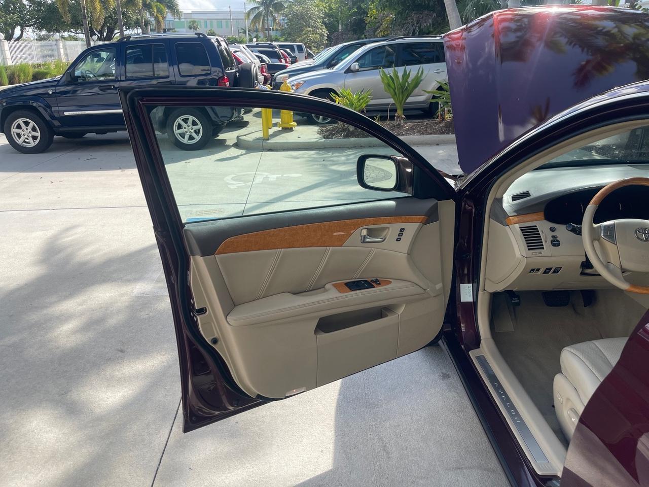 2006 Toyota Avalon Limited 1 OWNER FL LOW MILES 49391 Pompano Beach FL