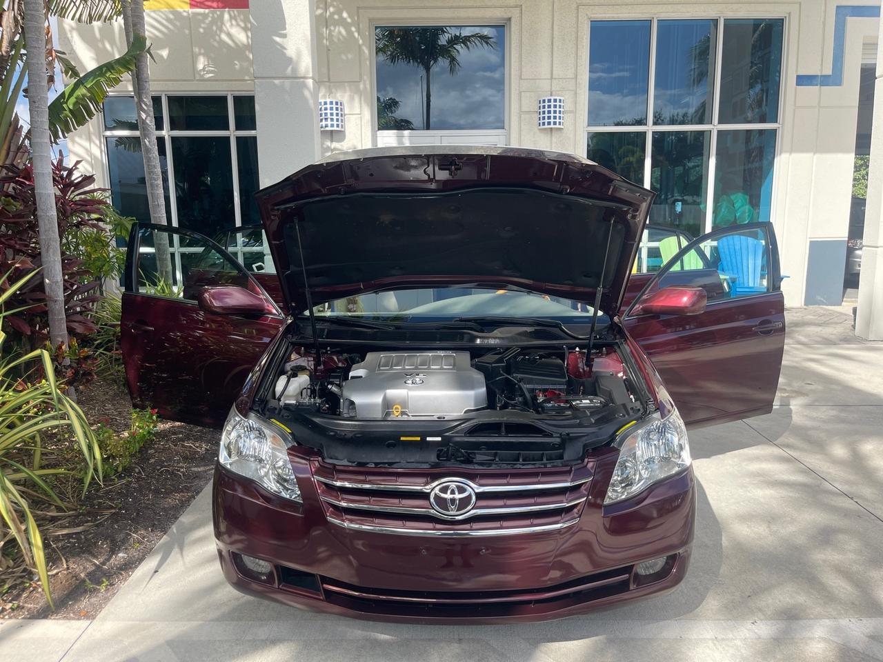 2006 Toyota Avalon Limited 1 OWNER FL LOW MILES 49391 Pompano Beach FL