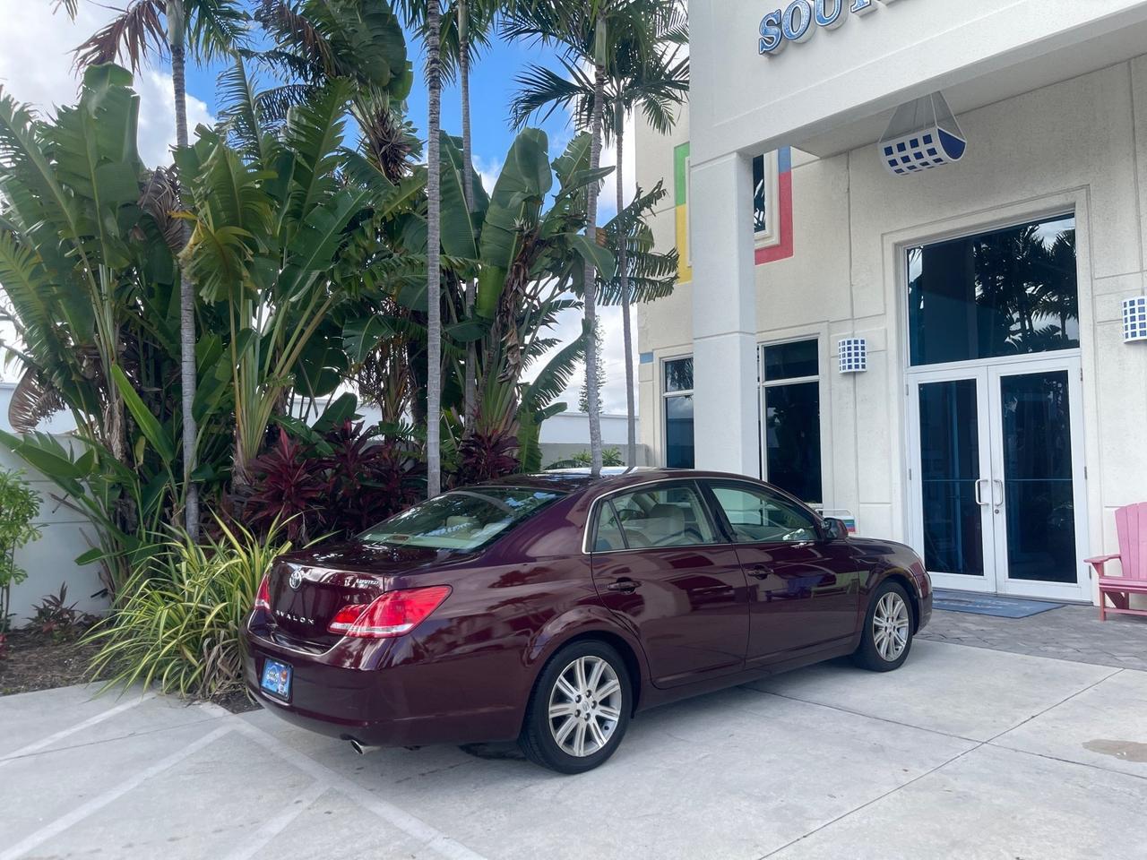 2006 Toyota Avalon Limited 1 OWNER FL LOW MILES 49391 Pompano Beach FL