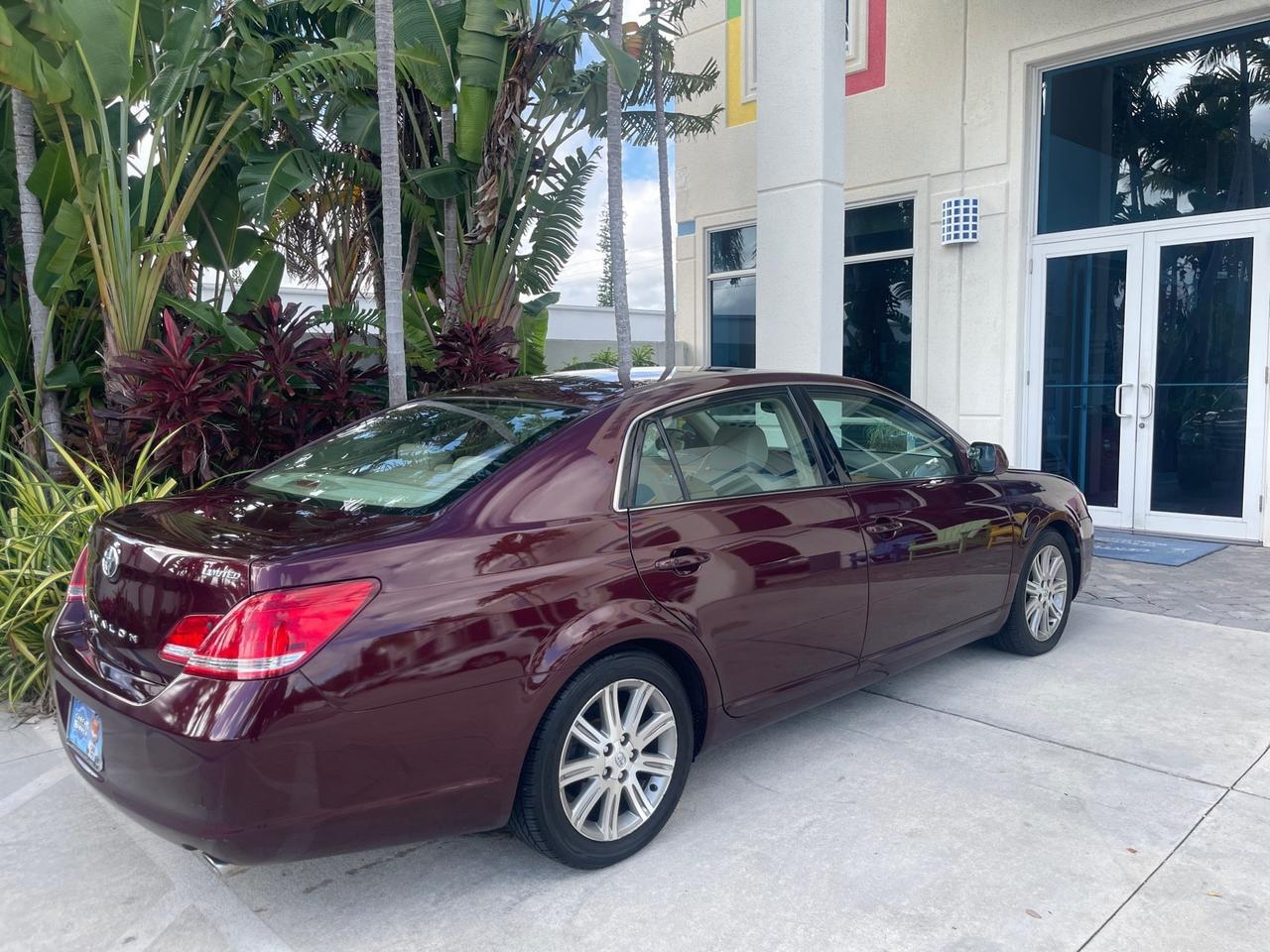 2006 Toyota Avalon Limited 1 OWNER FL LOW MILES 49391 Pompano Beach FL