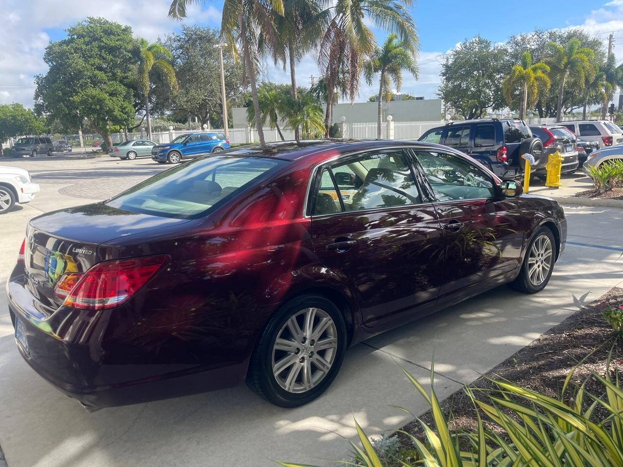 2006 Toyota Avalon Limited 1 OWNER FL LOW MILES 49391 Pompano Beach FL