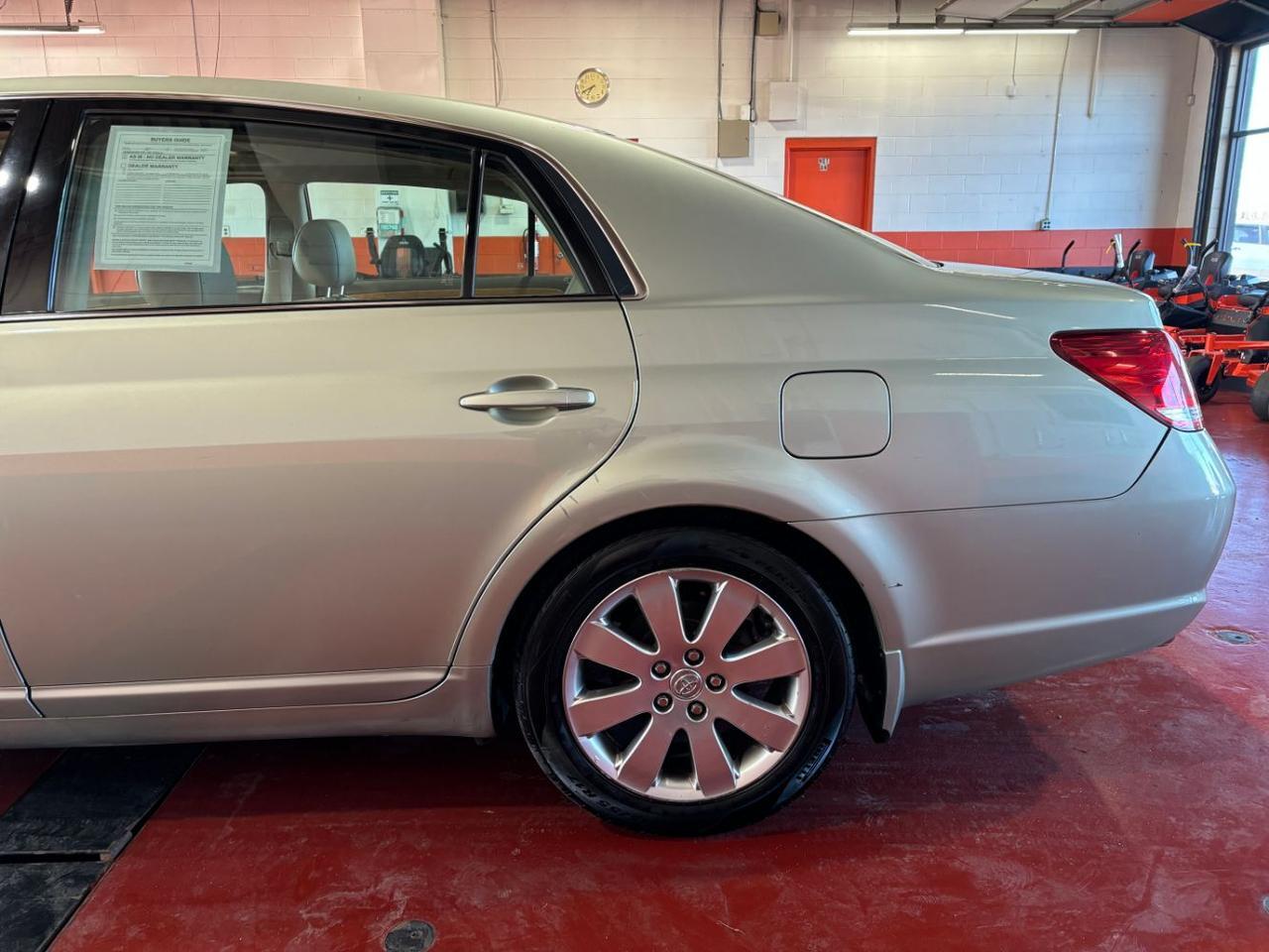 2006 Toyota Avalon XLS Franklin OH