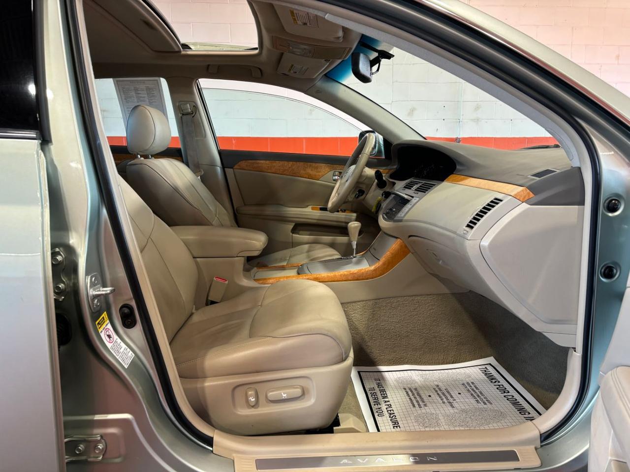 2006 Toyota Avalon XLS Franklin OH