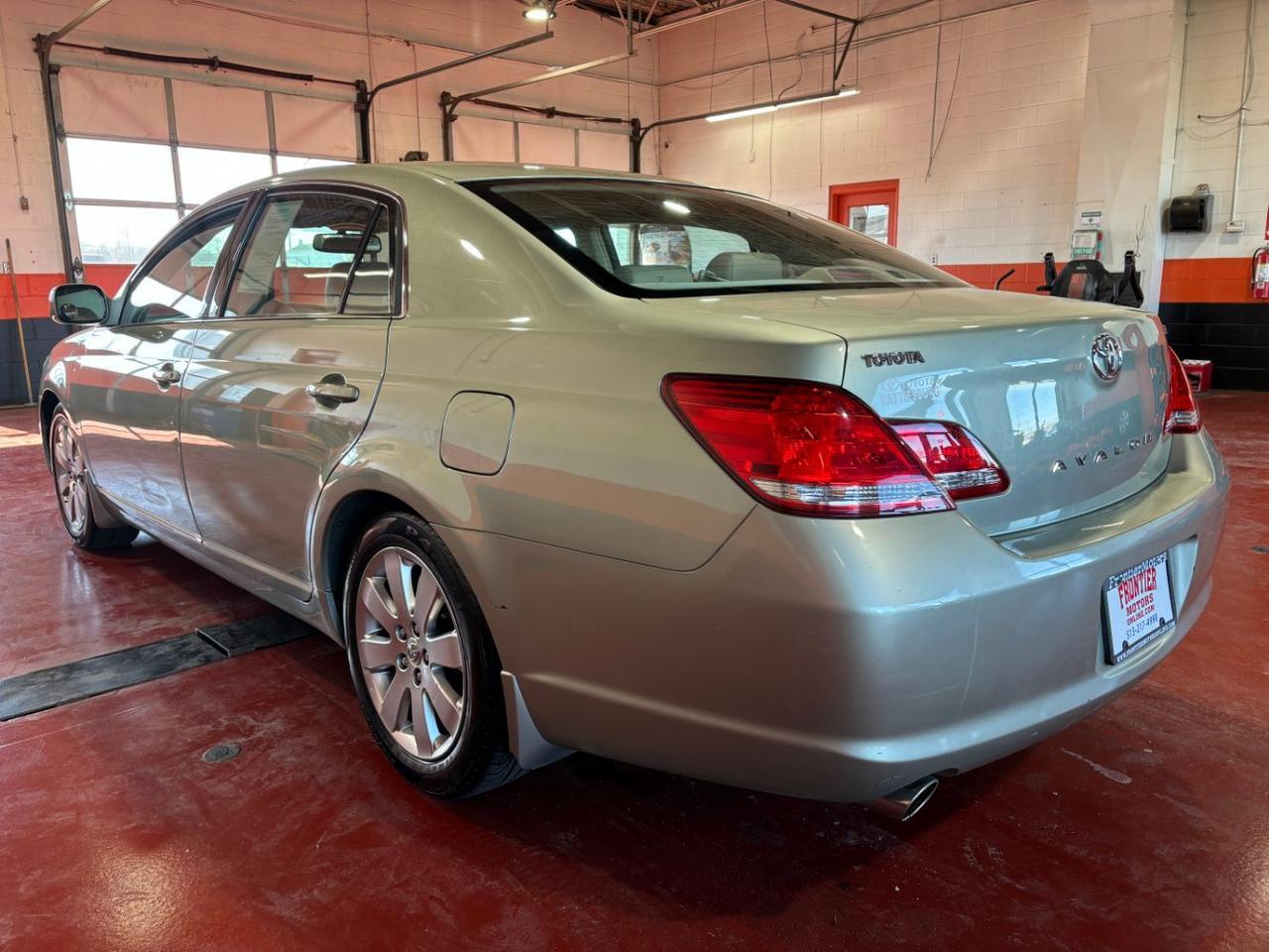 2006 Toyota Avalon XLS Franklin OH