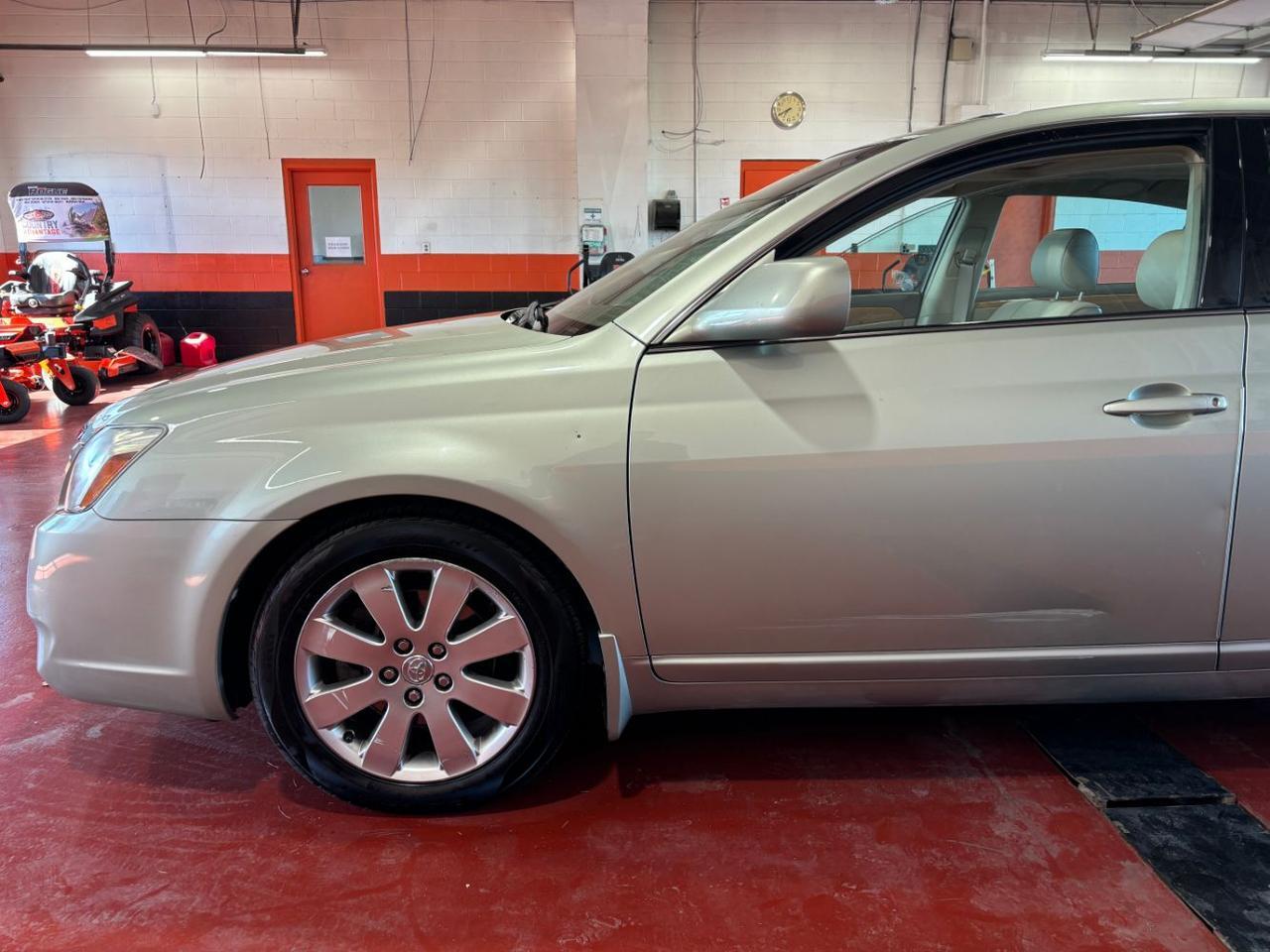 2006 Toyota Avalon XLS Franklin OH