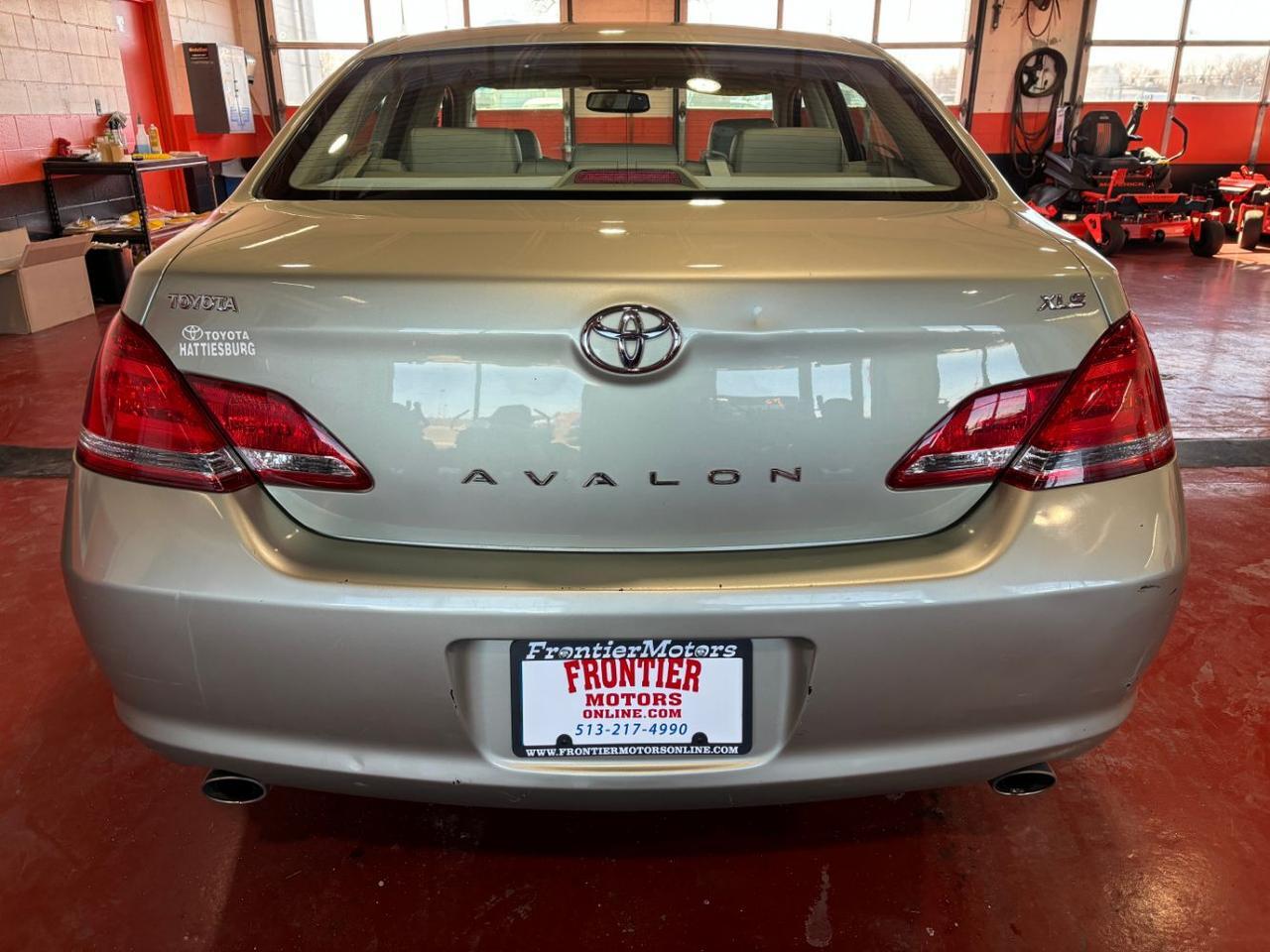 2006 Toyota Avalon XLS Franklin OH