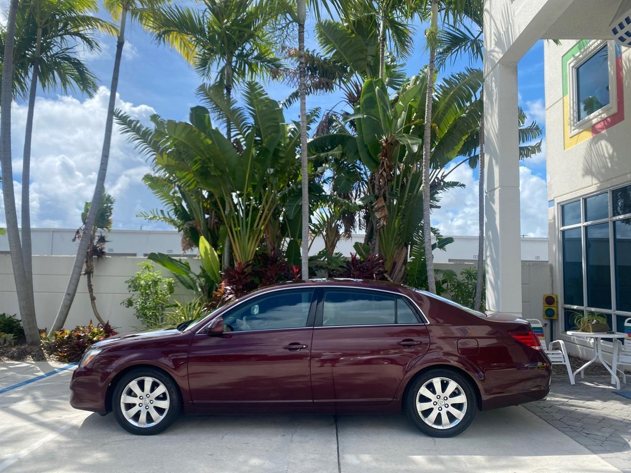 2006 Toyota Avalon XLS photo 4