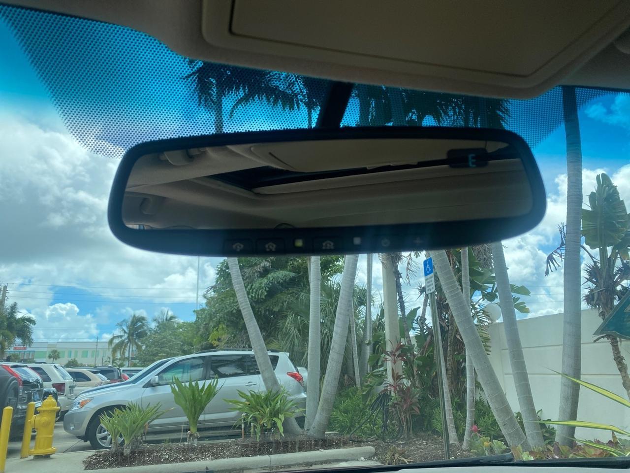 2006 Toyota Avalon XLS LOW MILES 49,416 NAV SUNROOF Pompano Beach FL