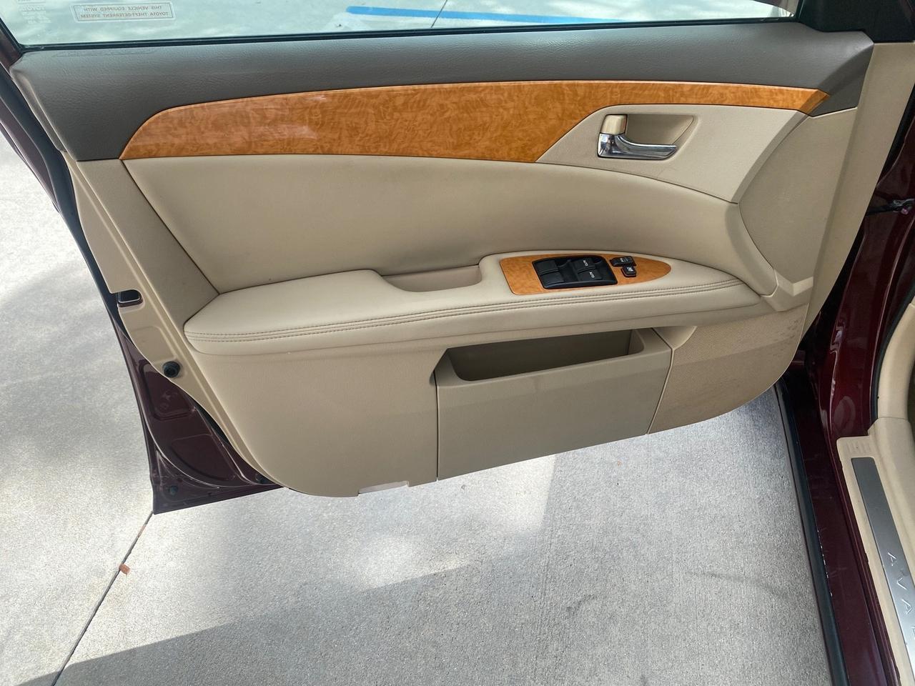 2006 Toyota Avalon XLS LOW MILES 49,416 NAV SUNROOF Pompano Beach FL