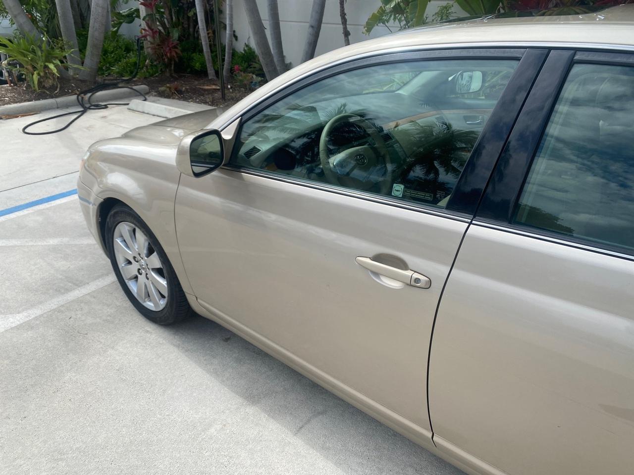 2006 Toyota Avalon XLS LOW MILES 53,114 Pompano Beach FL