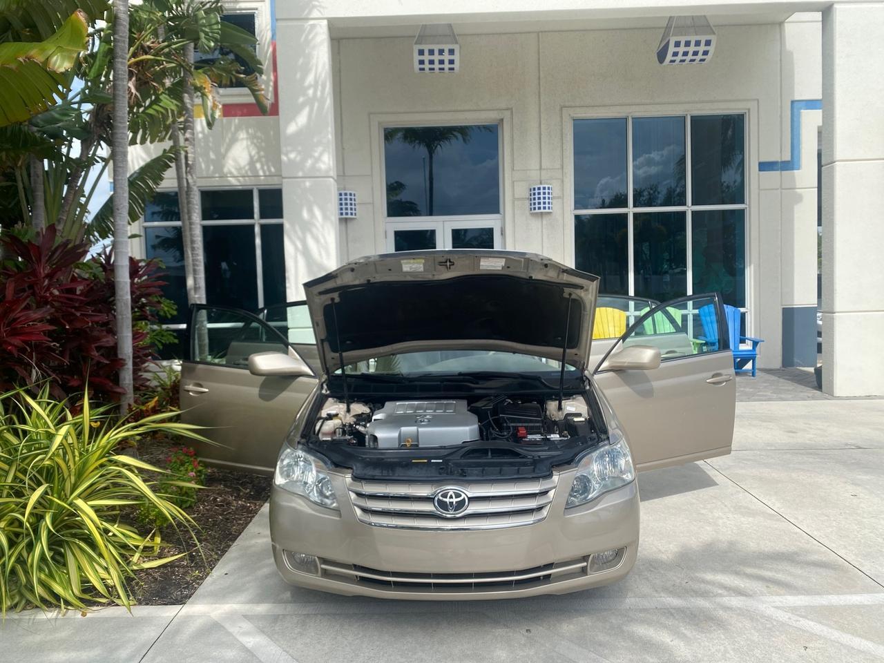 2006 Toyota Avalon XLS LOW MILES 53,114 Pompano Beach FL