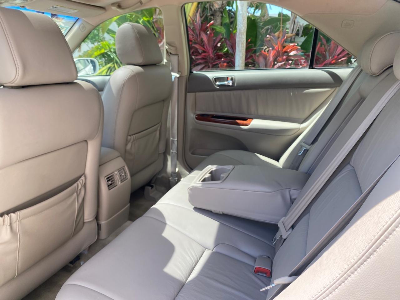 2006 Toyota Camry XLE V6 LOW MILES 65,439 Pompano Beach FL
