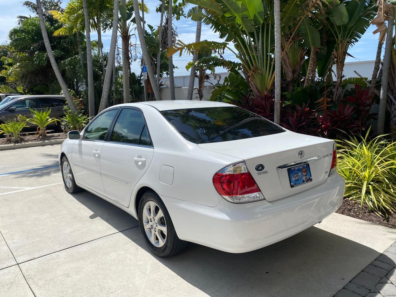 2006 Toyota Camry XLE V6 LOW MILES 65,439 Pompano Beach FL