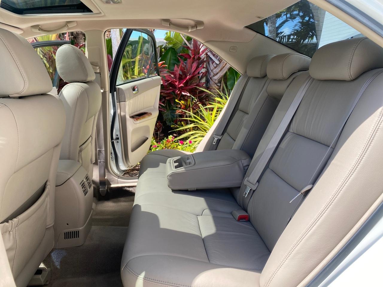 2006 Toyota Camry XLE V6 LOW MILES 65,439 Pompano Beach FL