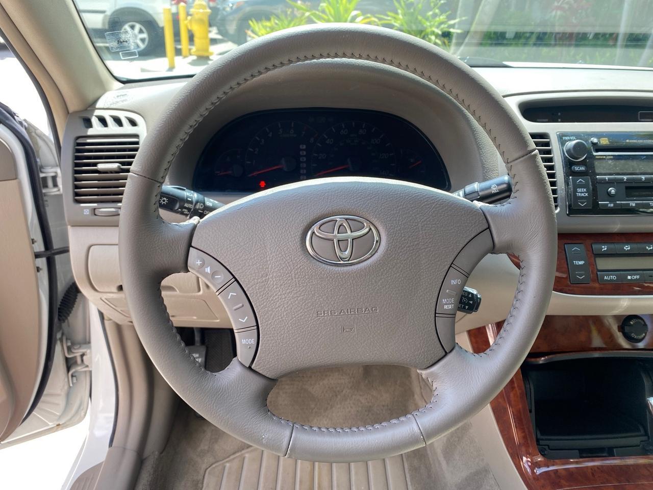 2006 Toyota Camry XLE V6 LOW MILES 65,439 Pompano Beach FL
