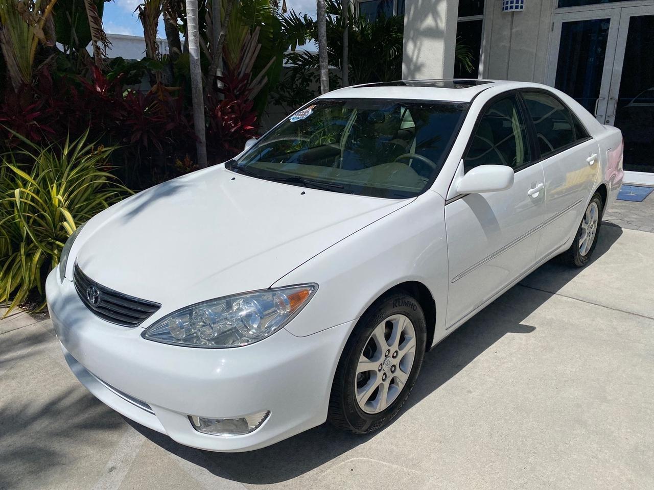 2006 Toyota Camry XLE V6 LOW MILES 65,439 Pompano Beach FL