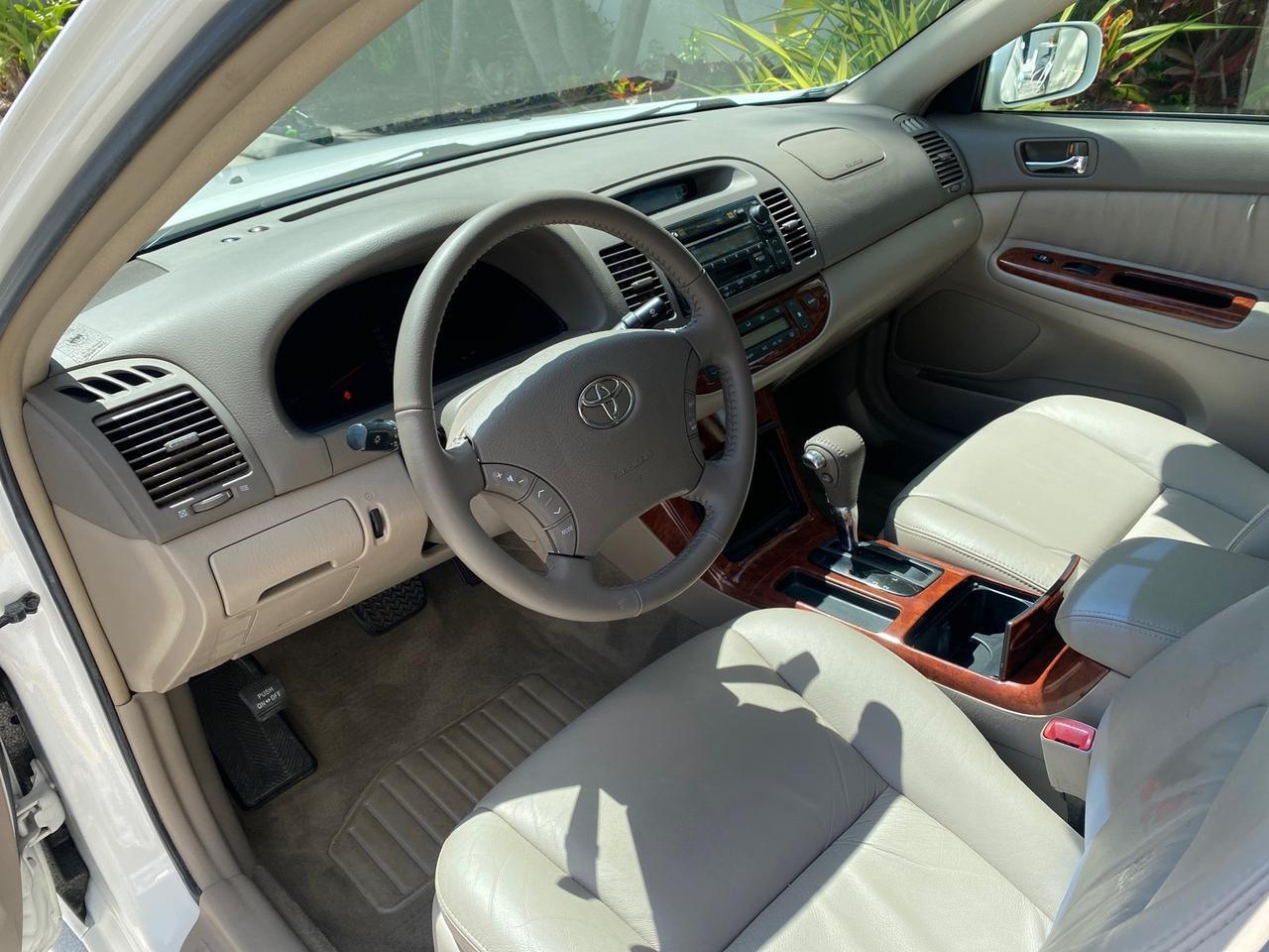 2006 Toyota Camry XLE V6 LOW MILES 65,439 Pompano Beach FL