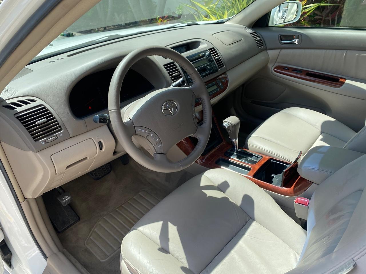2006 Toyota Camry XLE V6 LOW MILES 65,439 Pompano Beach FL