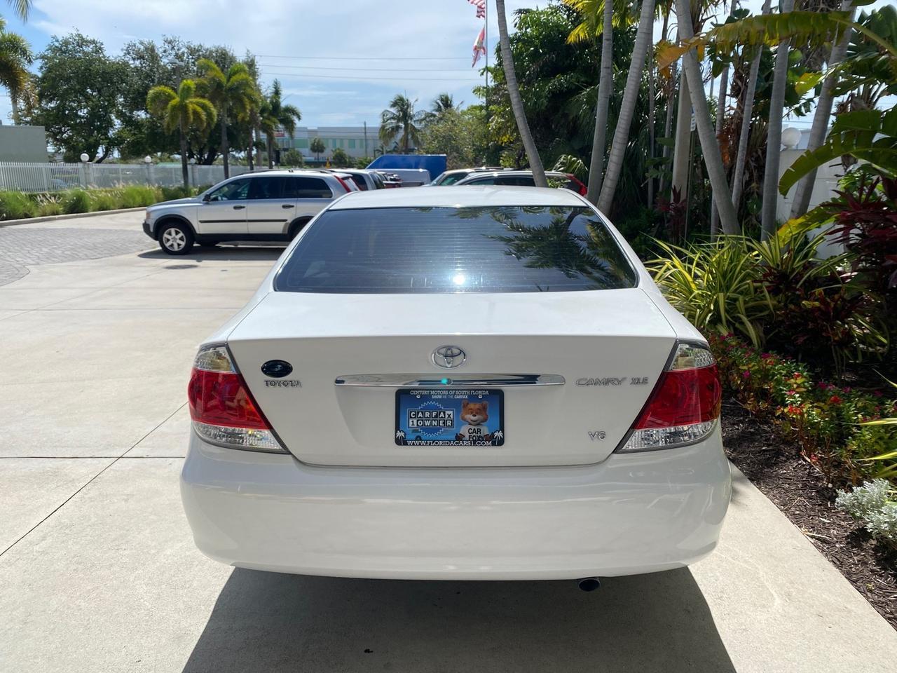 2006 Toyota Camry XLE V6 LOW MILES 65,439 Pompano Beach FL