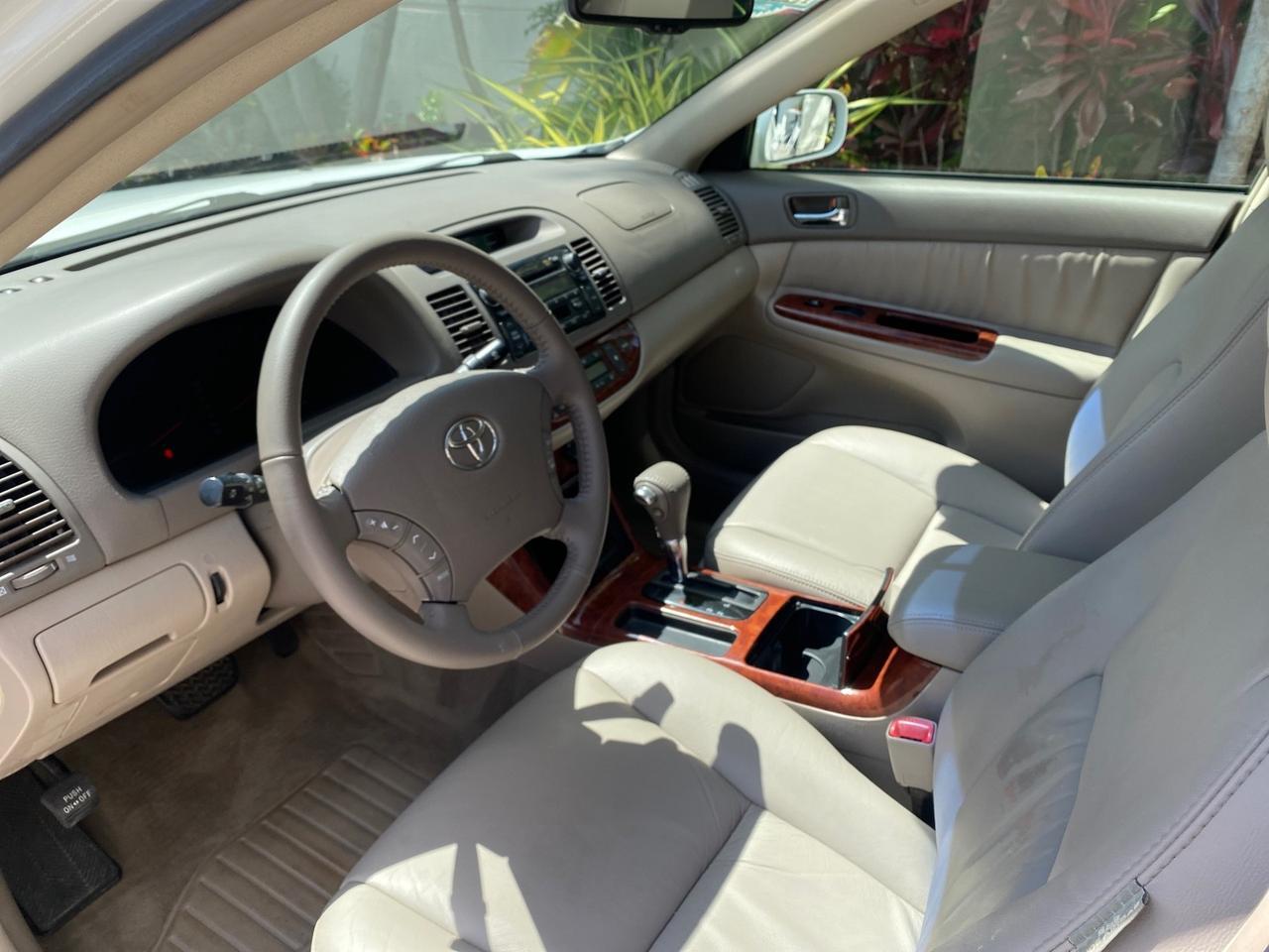 2006 Toyota Camry XLE V6 LOW MILES 65,439 Pompano Beach FL