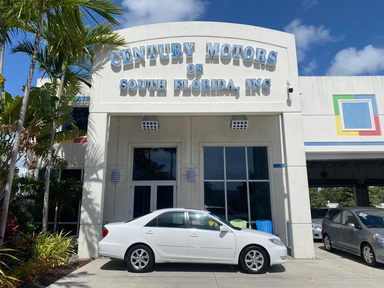 2006 Toyota Camry XLE V6 LOW MILES 65,439