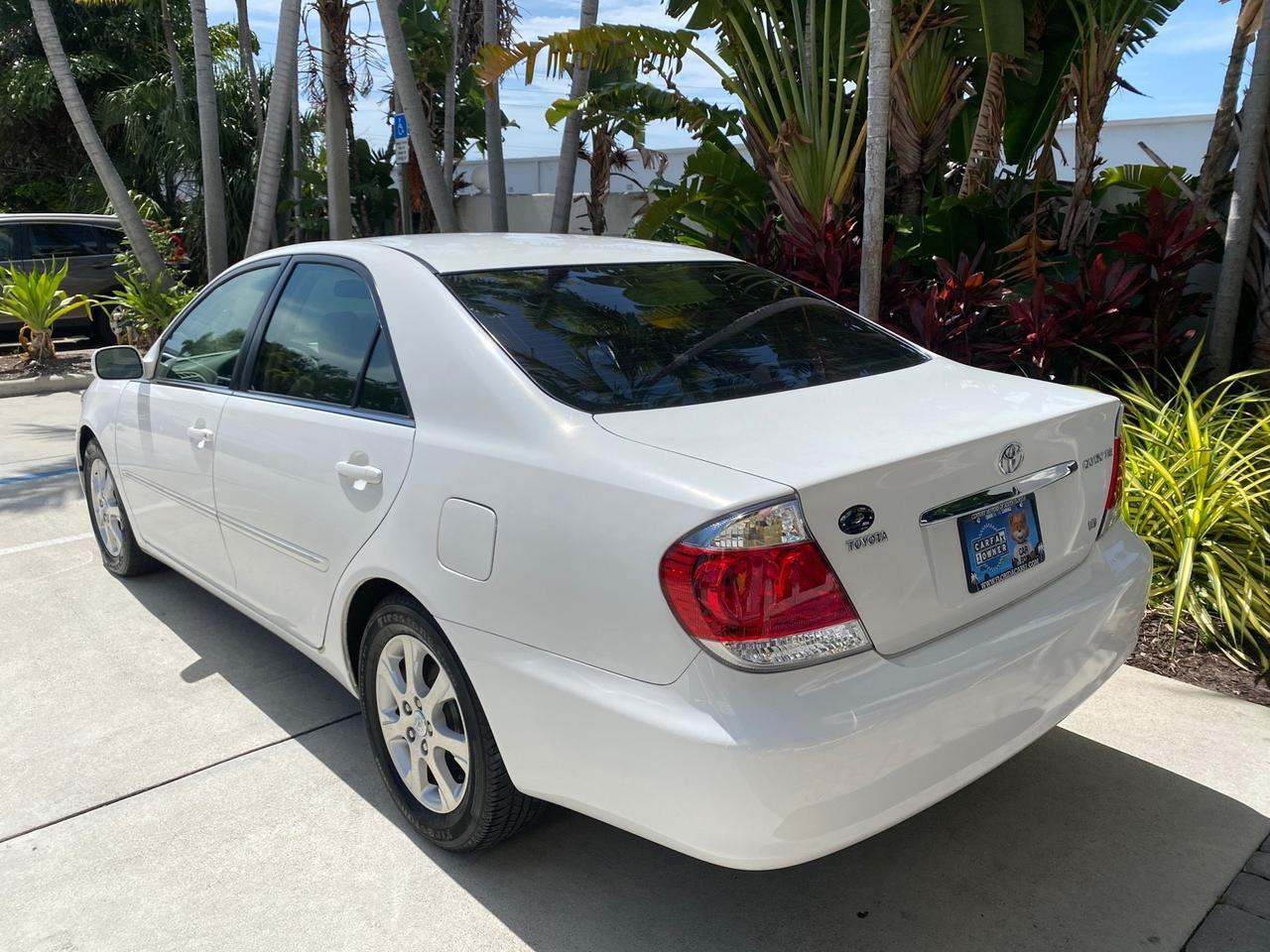 2006 Toyota Camry XLE V6 LOW MILES 65,439 Pompano Beach FL