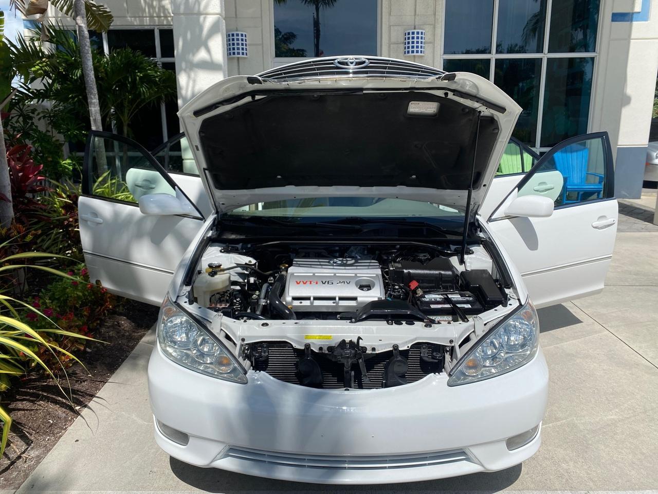 2006 Toyota Camry XLE V6 LOW MILES 65,439 Pompano Beach FL