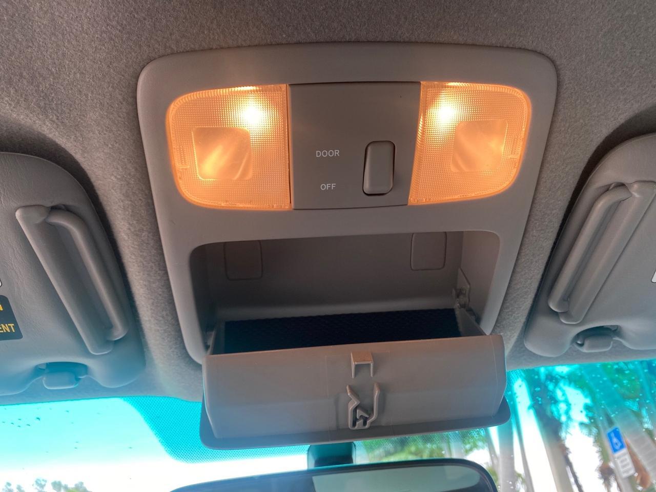 2006 Toyota Highlander 1 OWNER FL LOW MILES 49,290 SUV Pompano Beach FL