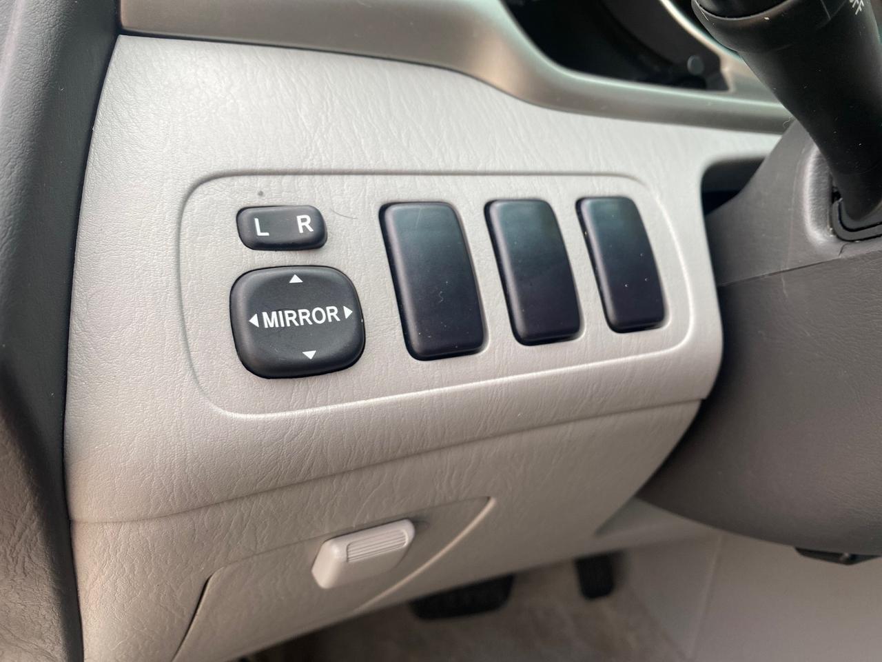 2006 Toyota Highlander 1 OWNER FL LOW MILES 49,290 SUV Pompano Beach FL