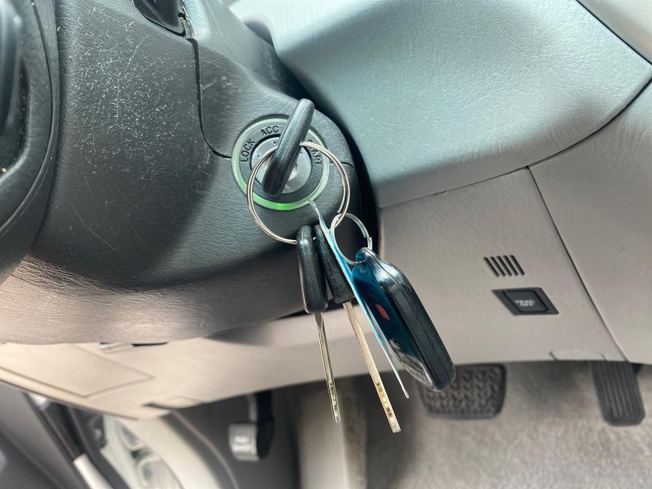 2006 Toyota Highlander 1 OWNER FL LOW MILES 49,290 SUV Pompano Beach FL