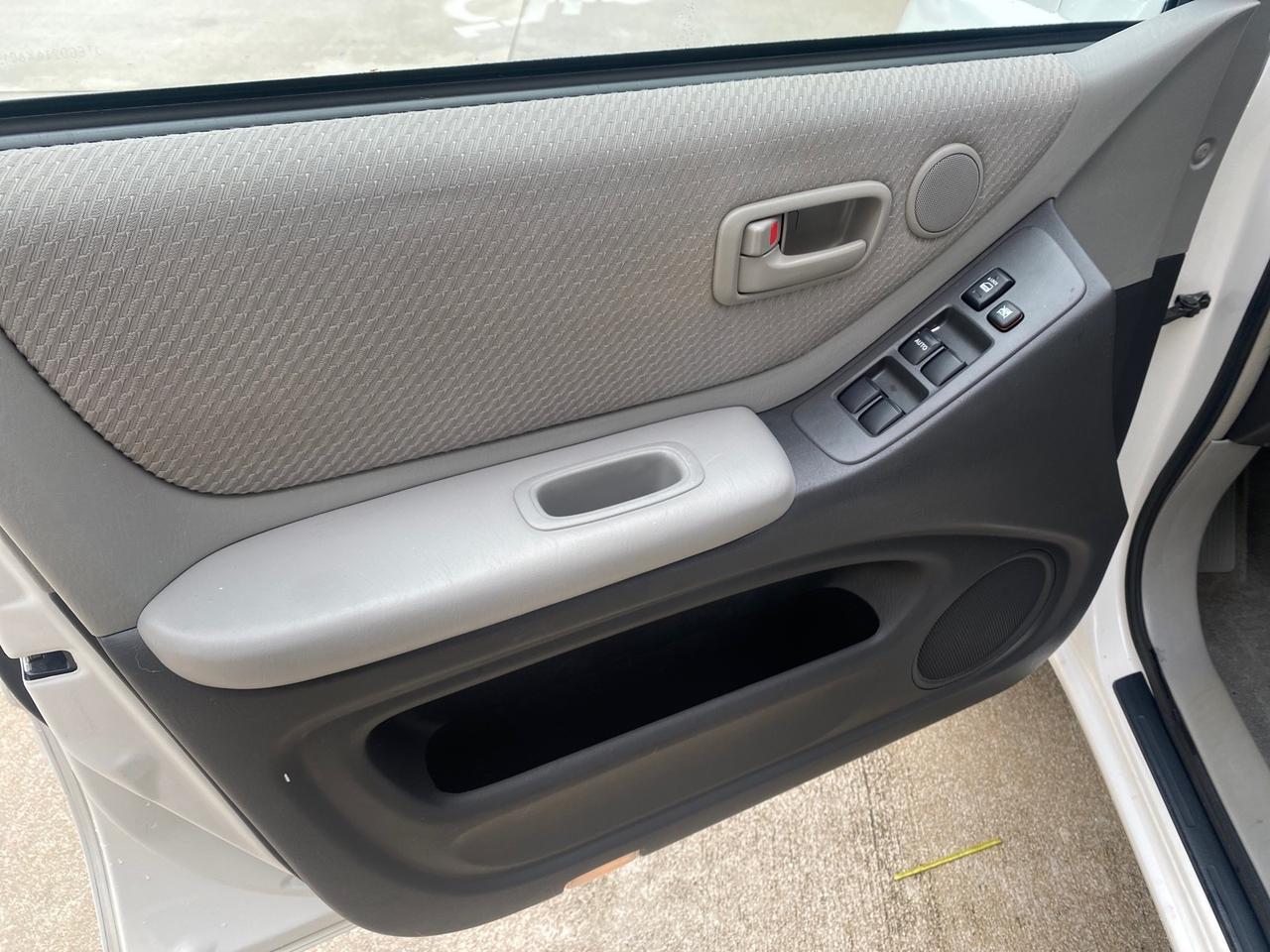 2006 Toyota Highlander 1 OWNER FL LOW MILES 49,290 SUV Pompano Beach FL