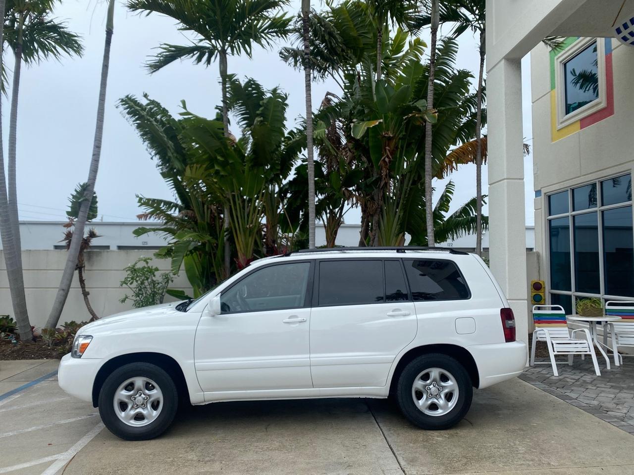 2006 Toyota Highlander 1 OWNER FL LOW MILES 49,290 SUV Pompano Beach FL