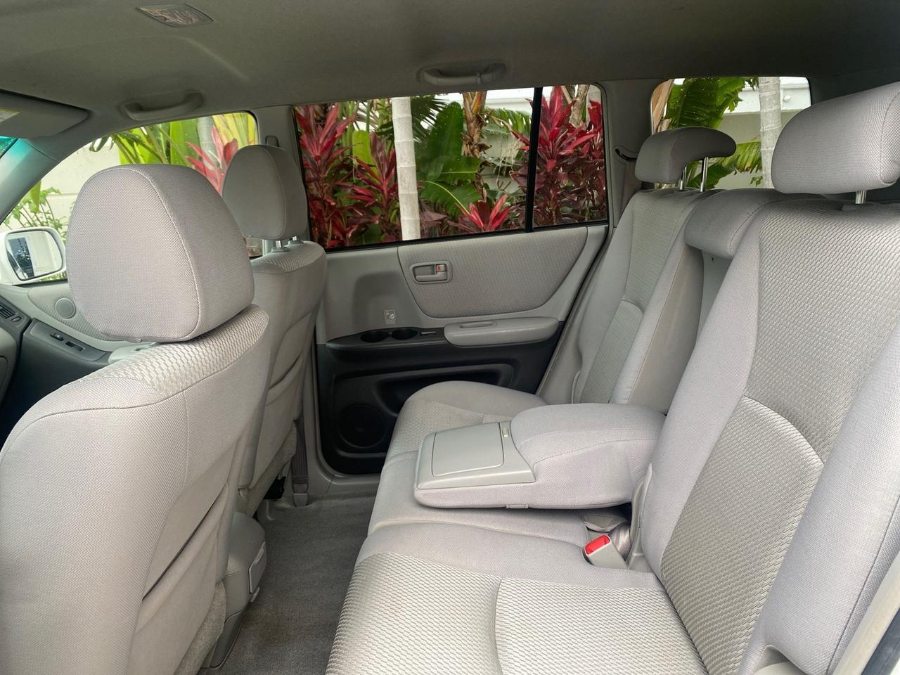 2006 Toyota Highlander 1 OWNER FL LOW MILES 49,290 SUV Pompano Beach FL