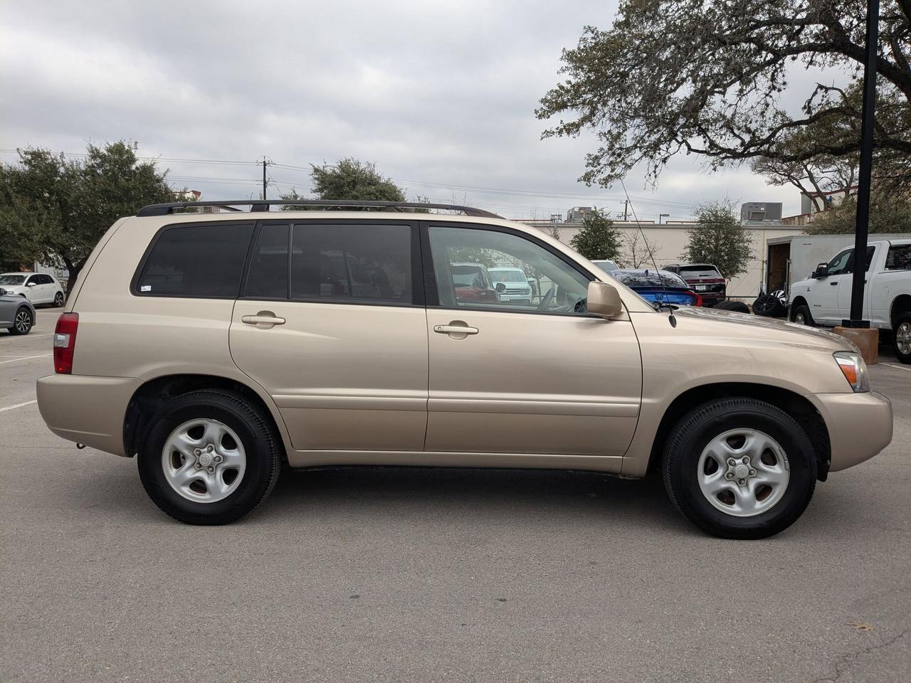 2006 Toyota Highlander Base