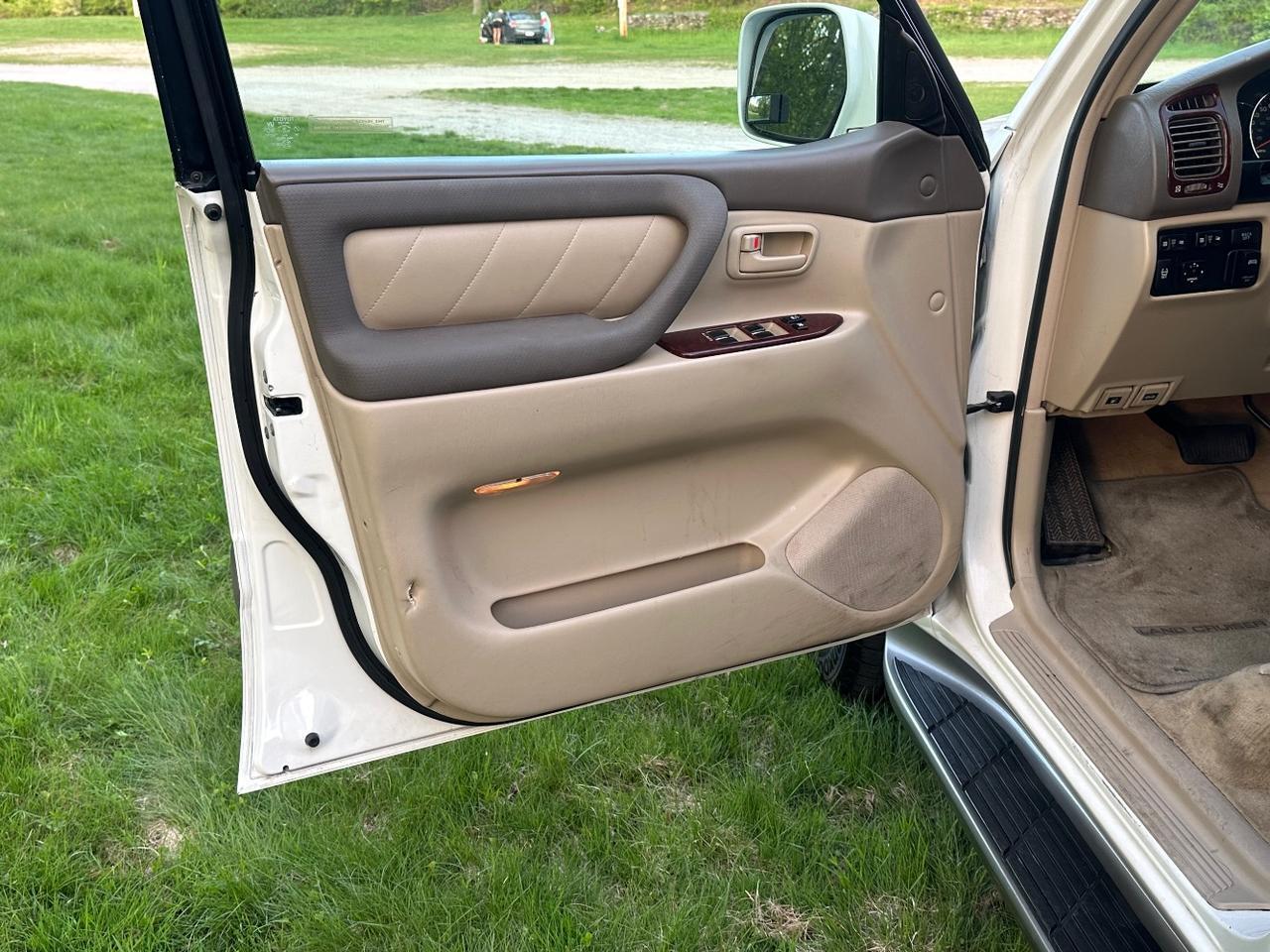 2006 Toyota Land Cruiser 4WD Charlton MA