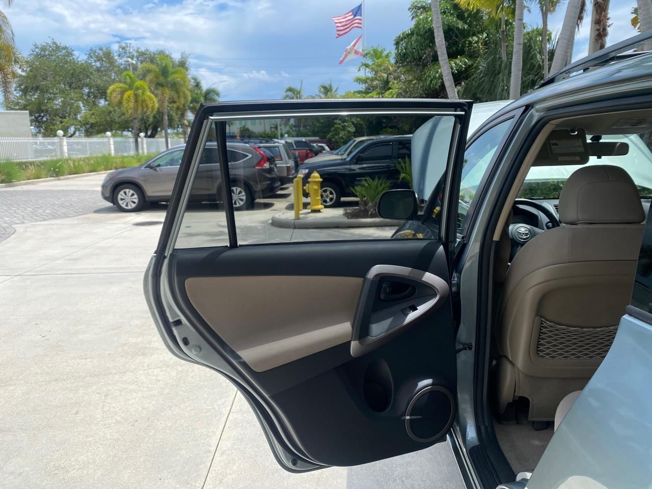 2006 Toyota RAV4 4X4Limited LOW MILES 67,531 Pompano Beach FL
