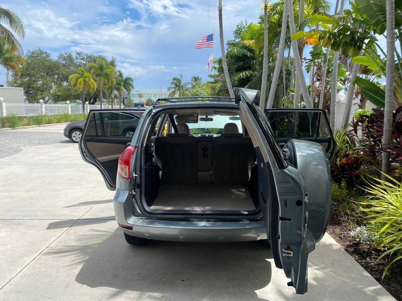 2006 Toyota RAV4 4X4Limited LOW MILES 67,531 Pompano Beach FL