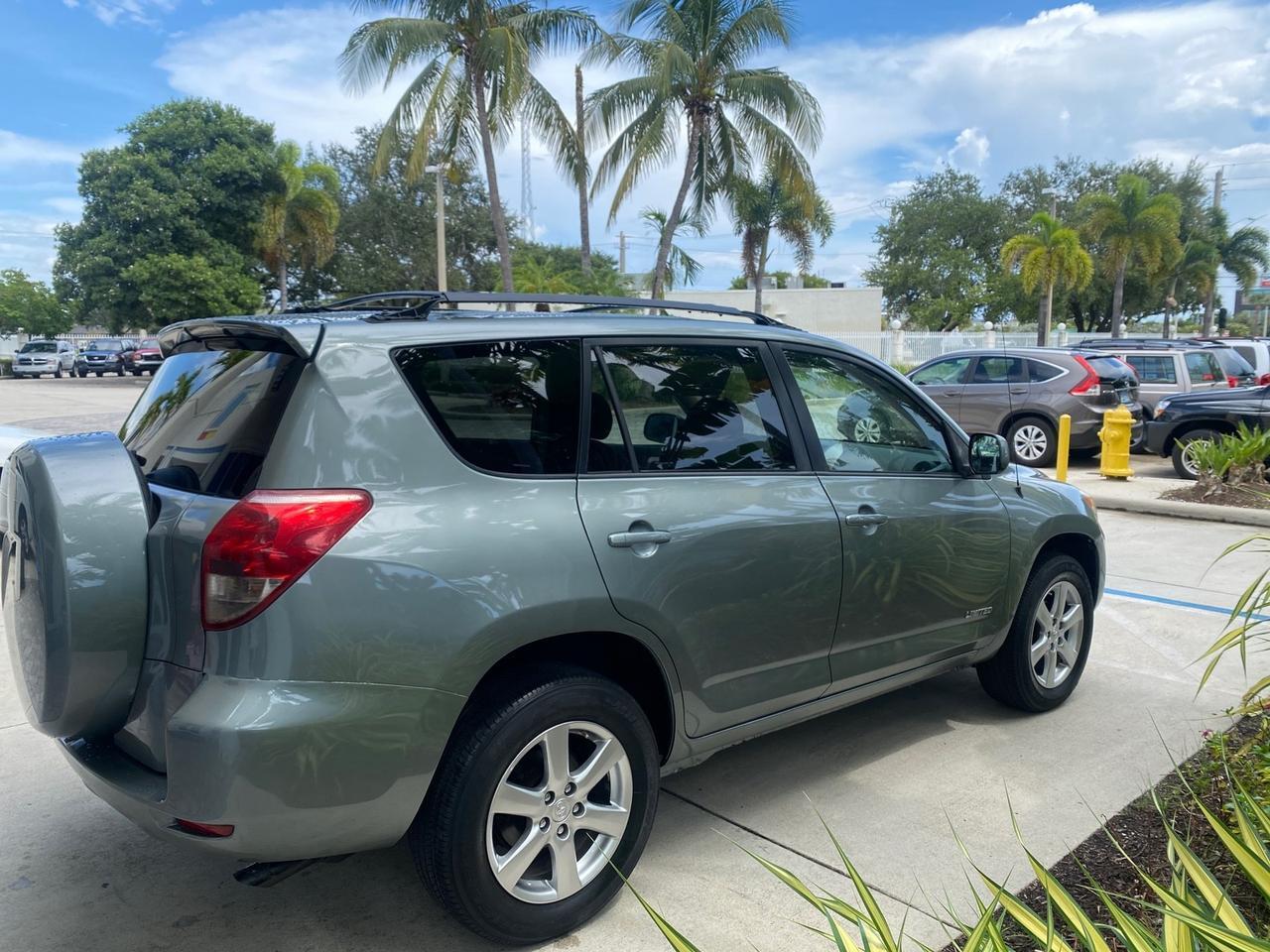 2006 Toyota RAV4 4X4Limited LOW MILES 67,531 Pompano Beach FL