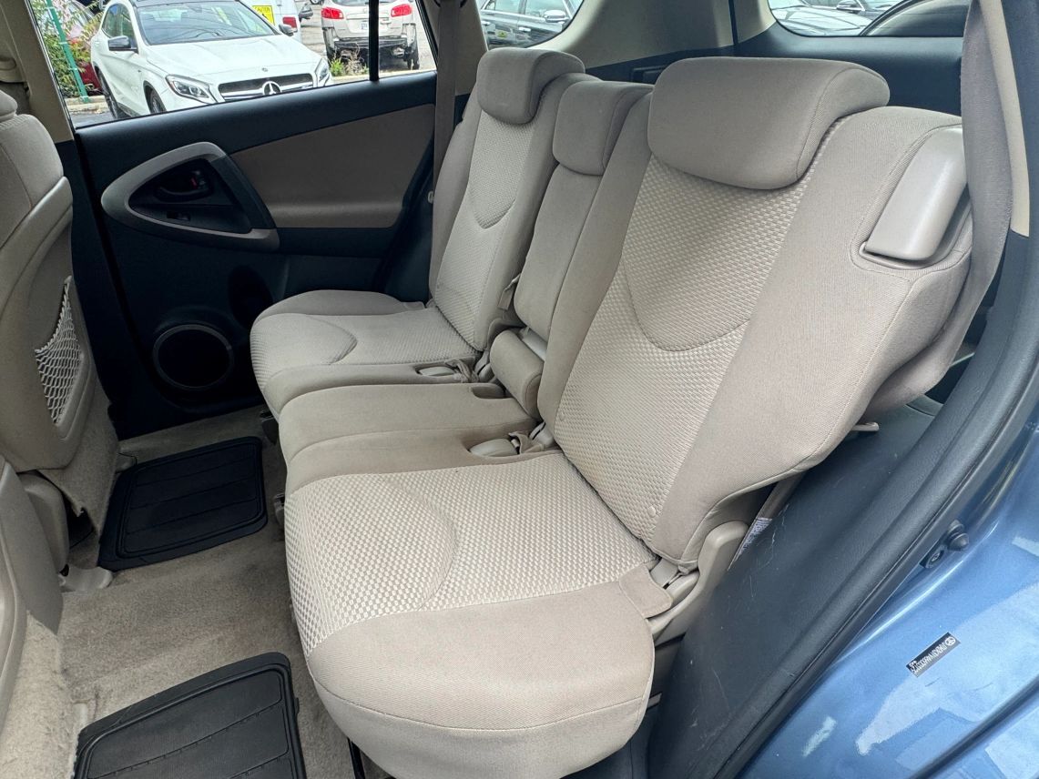 2006 Toyota RAV4 Limited Sport Utility 4D Cincinnati OH