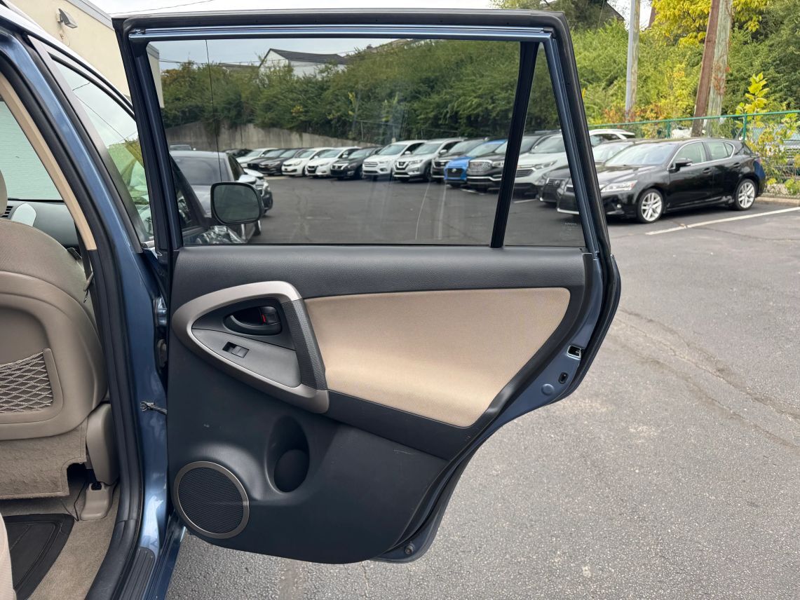 2006 Toyota RAV4 Limited Sport Utility 4D Cincinnati OH