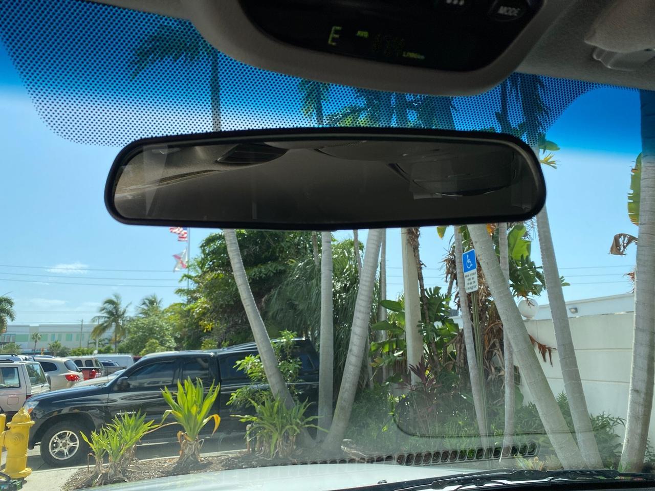 2006 Toyota Sequoia SR5 LOW MILES 84,953 4.7 v8 Pompano Beach FL